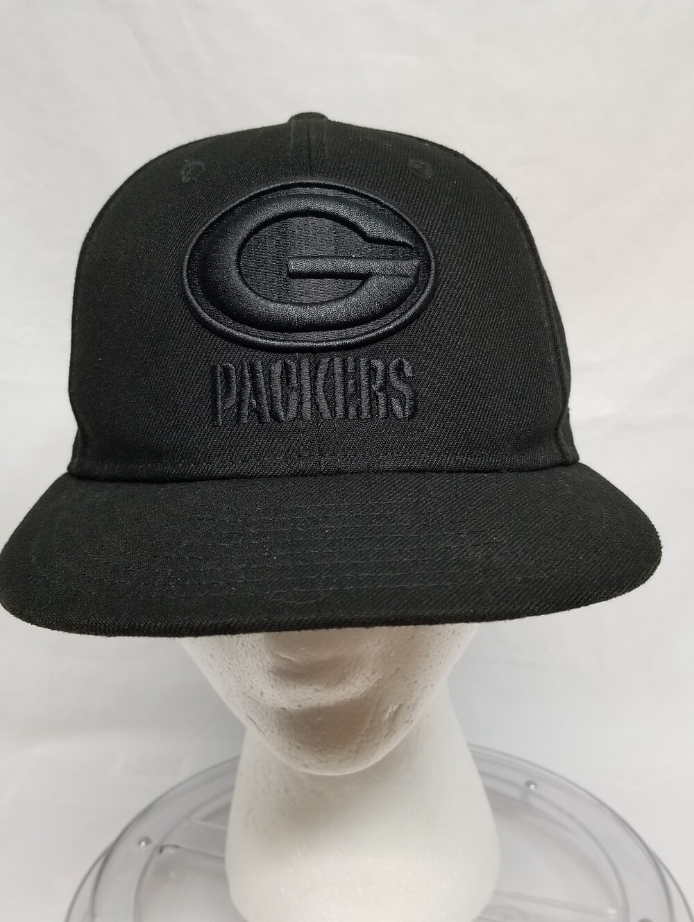 Green Bay Packers New Era 59FIFTY Fitted Hat Sz 7 Mens Blackout Embroidered Cap